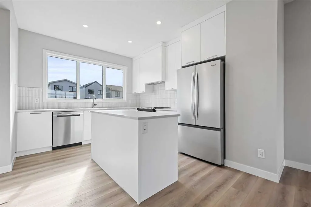 7019 Rangeview Avenue SE