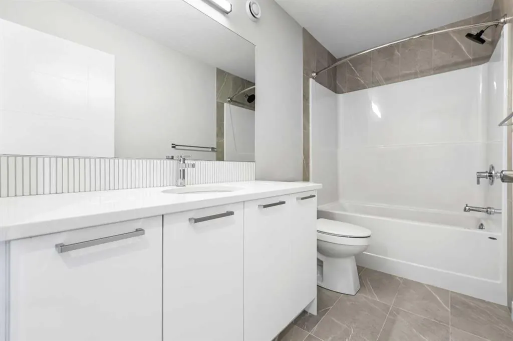 7019 Rangeview Avenue SE