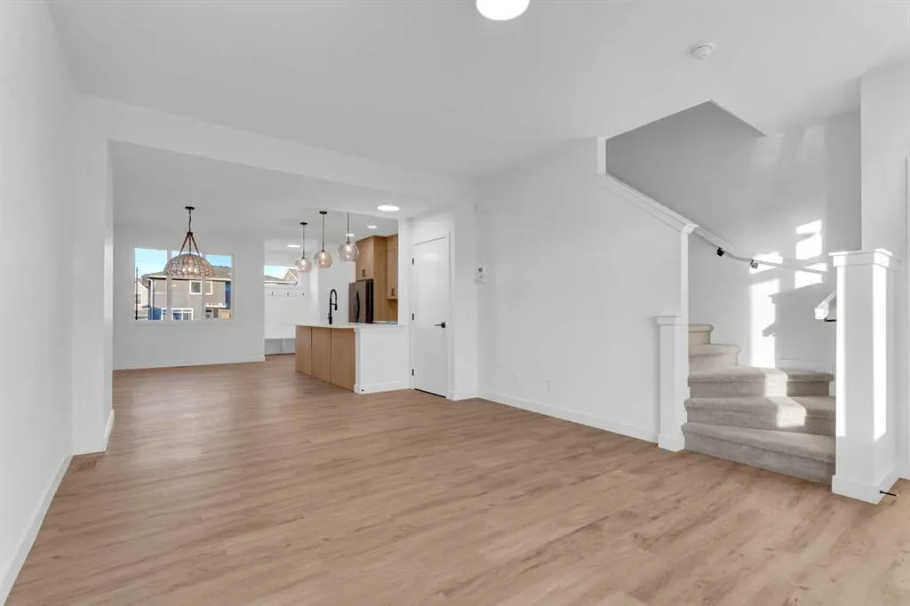 164 Cobblestone Gate SW