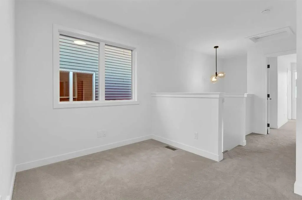 164 Cobblestone Gate SW