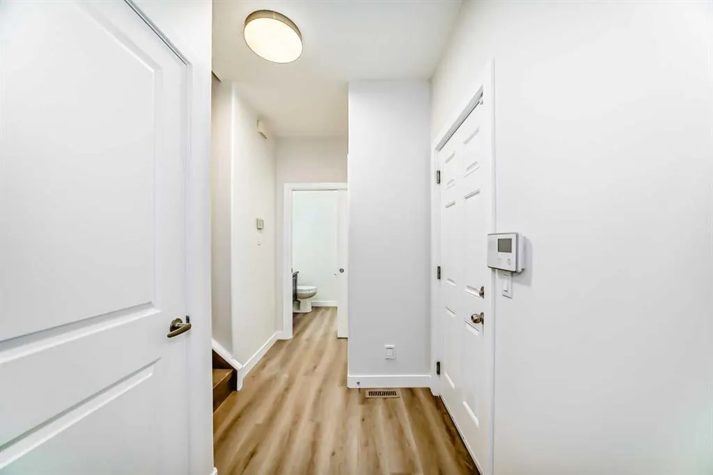 158 Valleyview Court SE