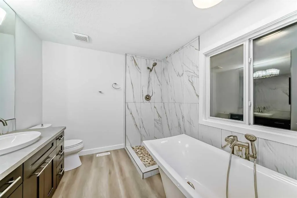 158 Valleyview Court SE