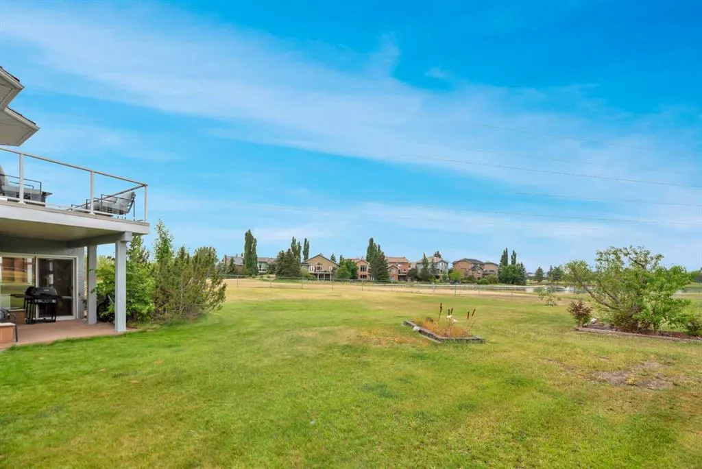 517 Lakeside Greens Place