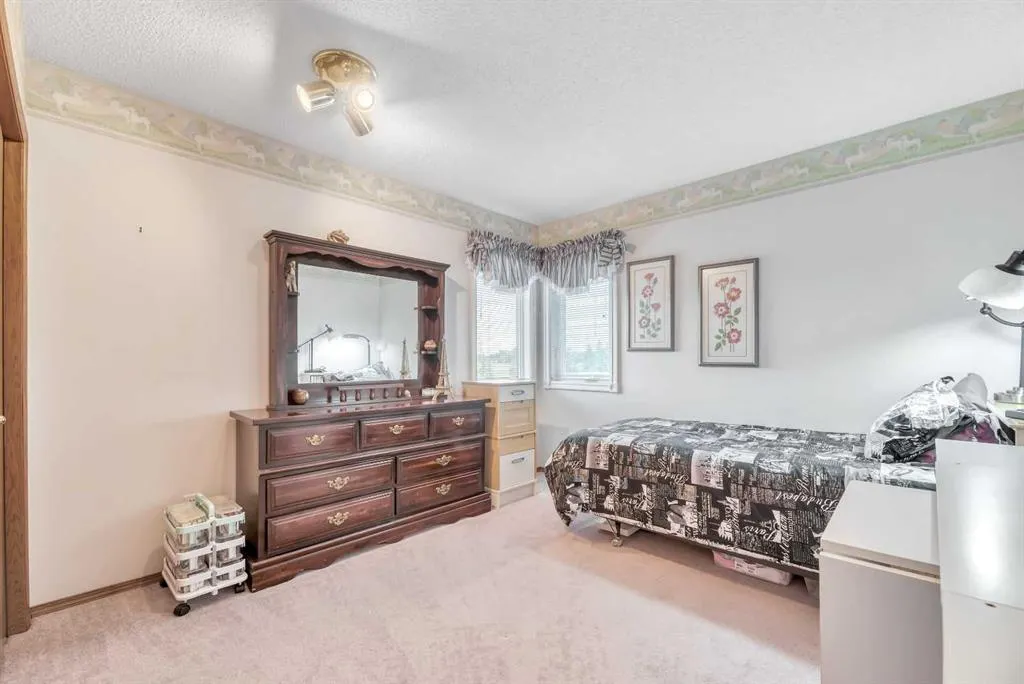 517 Lakeside Greens Place