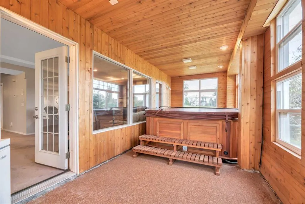 517 Lakeside Greens Place