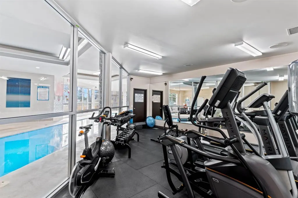 105 Village Heights SW, #10