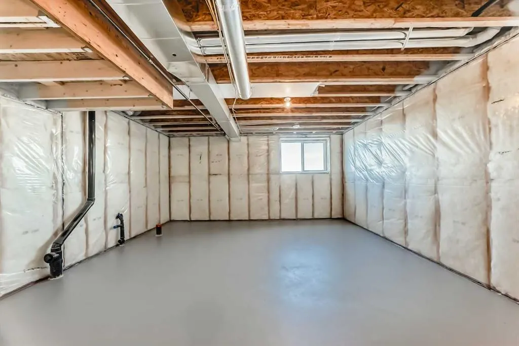 1058 Sawgrass Link NW