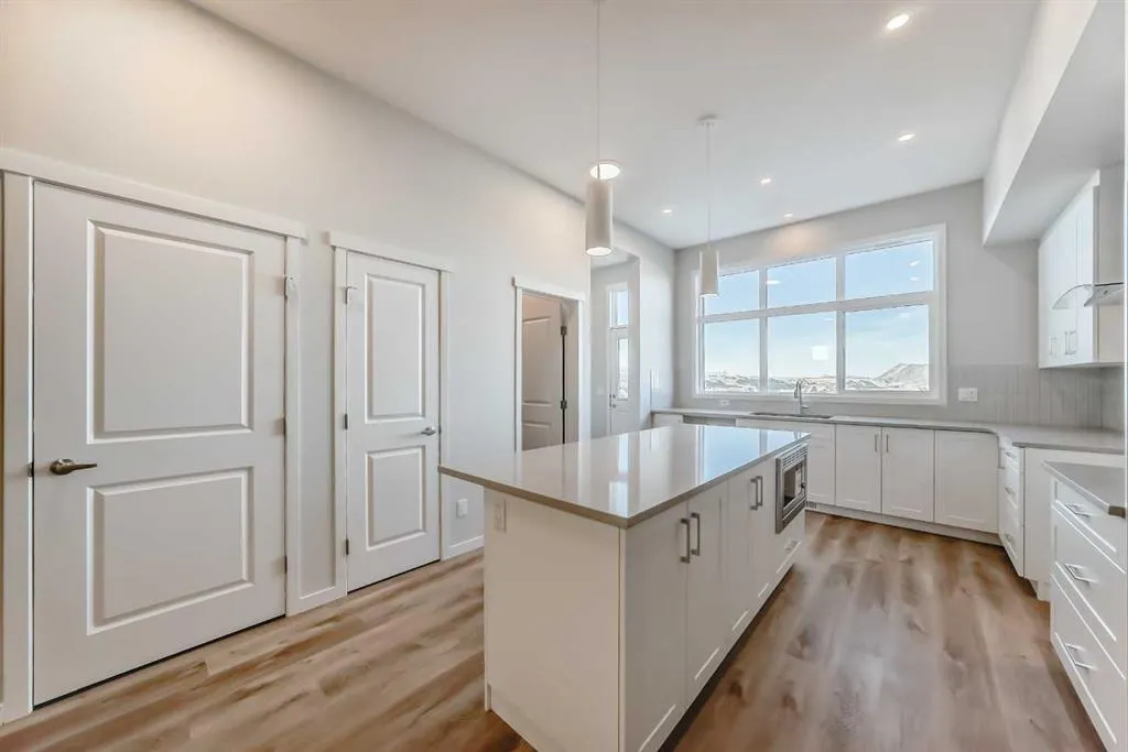 1058 Sawgrass Link NW