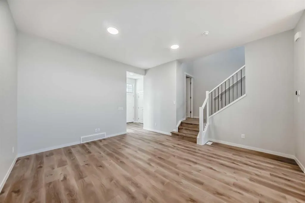 1058 Sawgrass Link NW