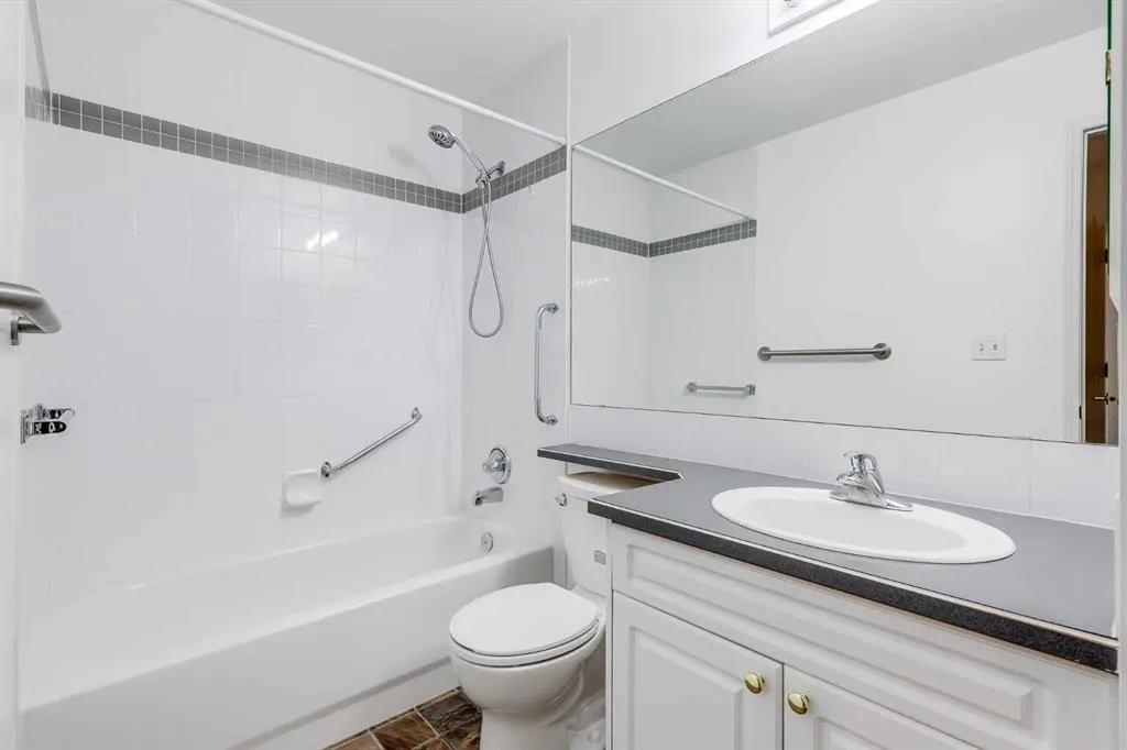 1415 17 Street SE, #210