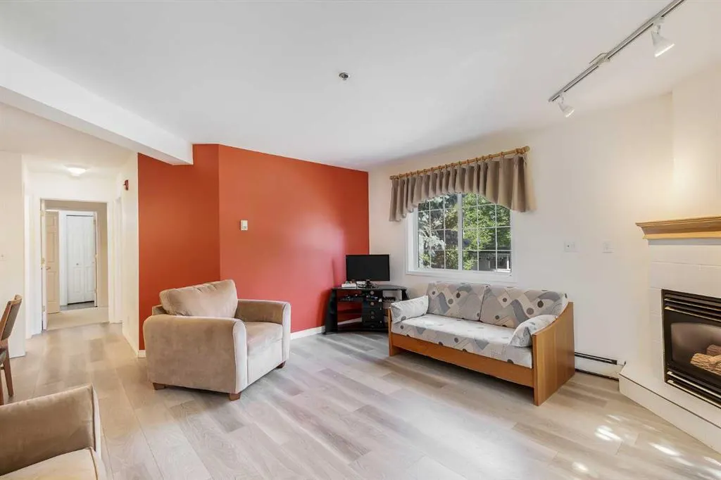 1415 17 Street SE, #210