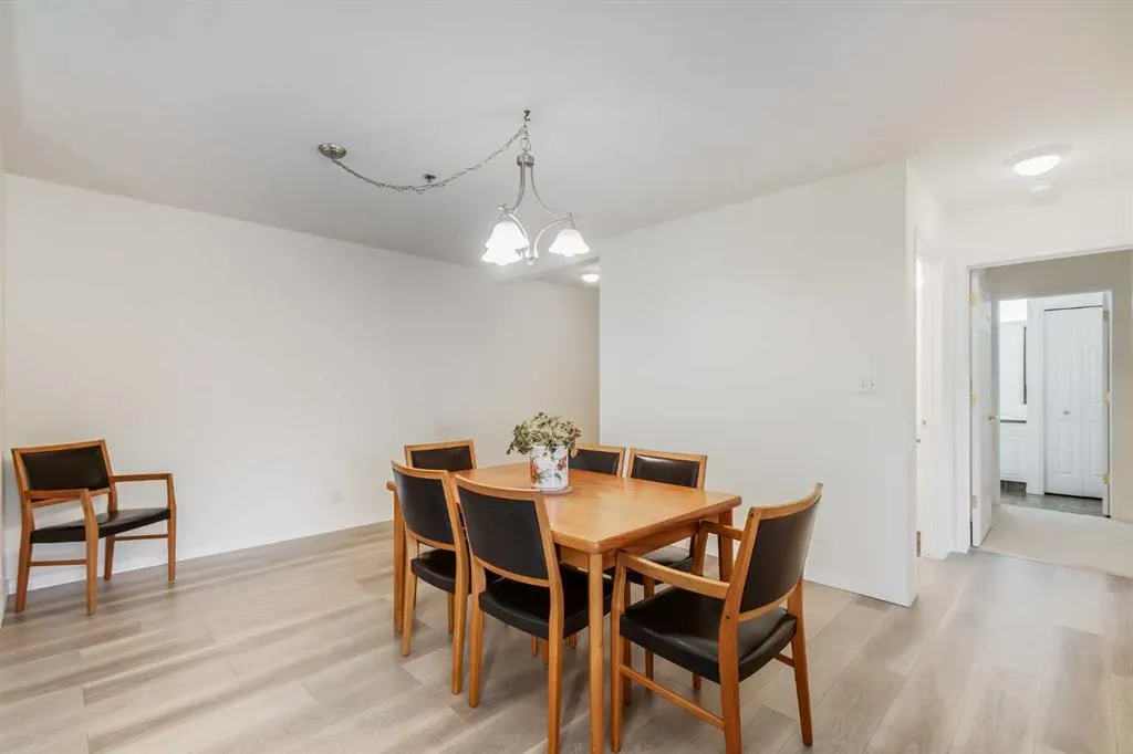 1415 17 Street SE, #210