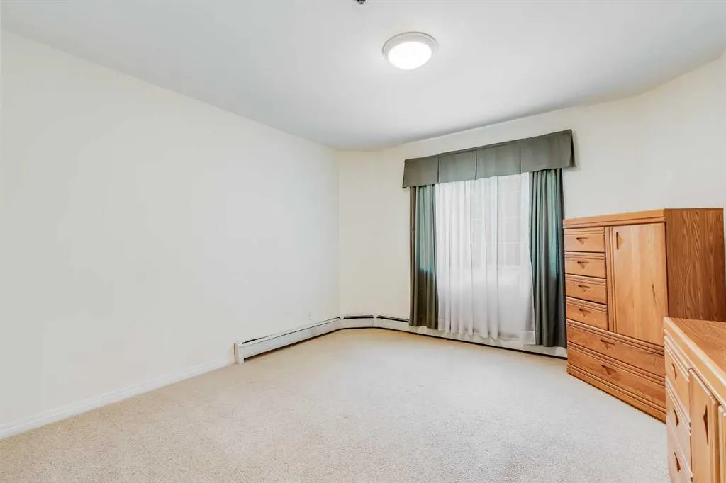 1415 17 Street SE, #210