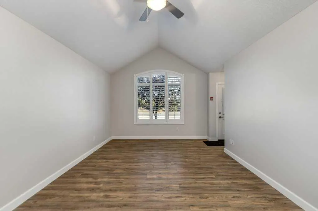 24 River Heights View, #13