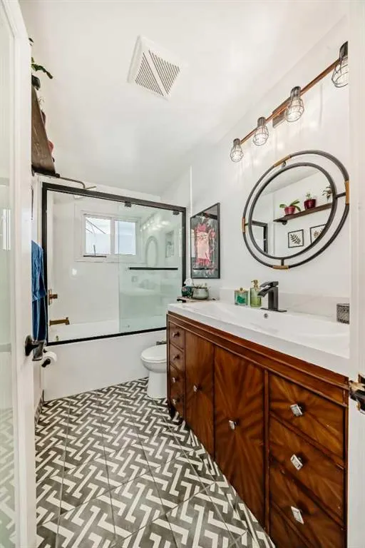 2155 Mackid Crescent NE