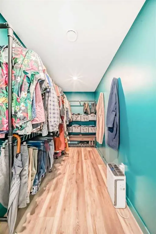 2155 Mackid Crescent NE