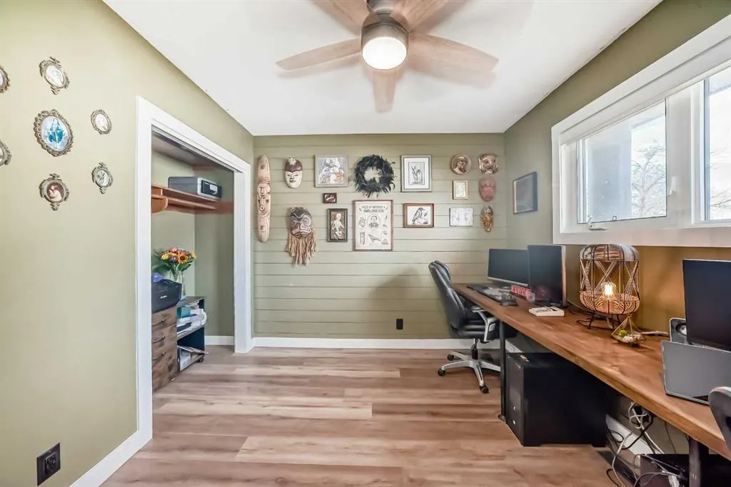 2155 Mackid Crescent NE