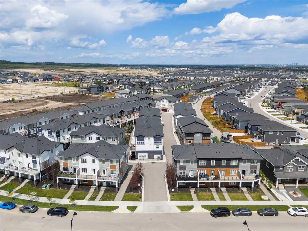 335 Creekside Boulevard SW, #802