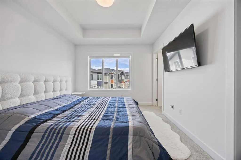 335 Creekside Boulevard SW, #802