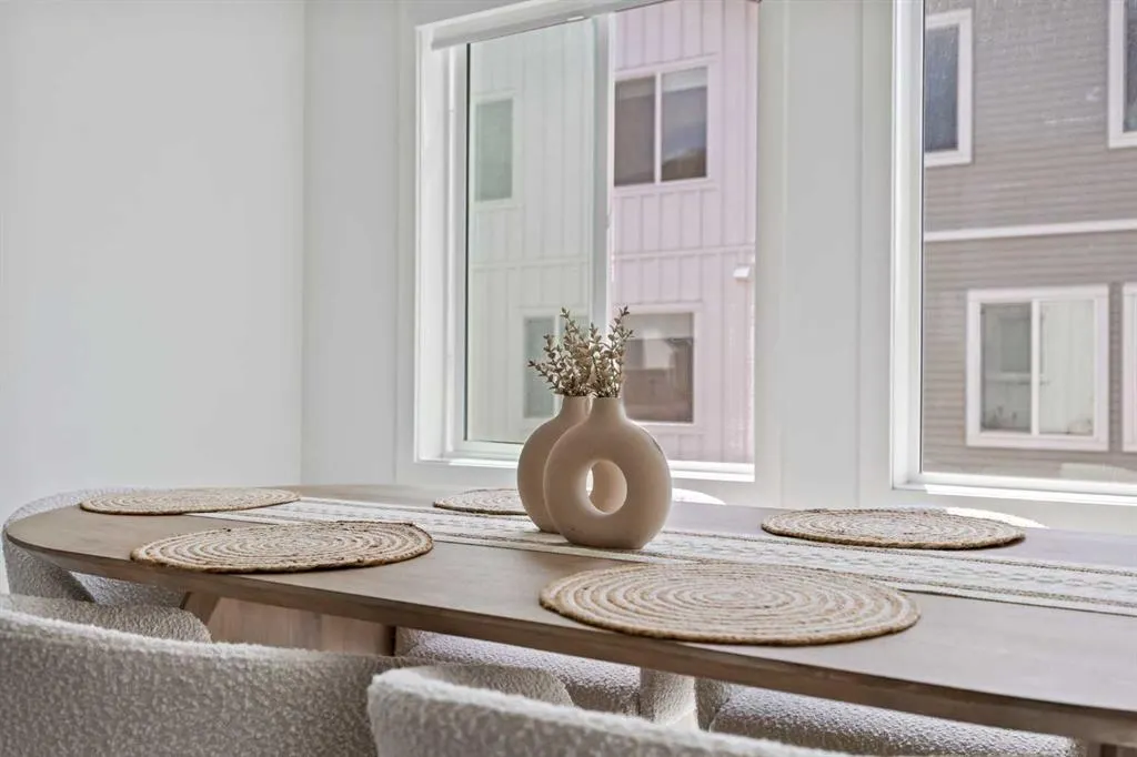 335 Creekside Boulevard SW, #802