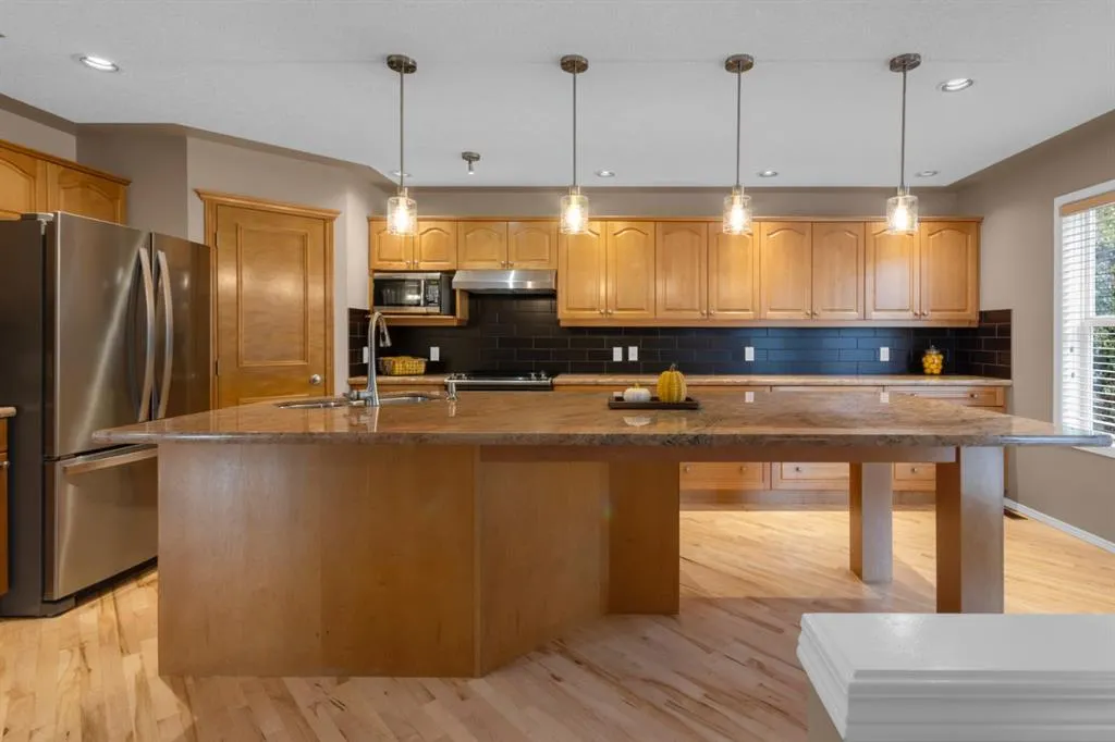 26 Springbank Rise SW