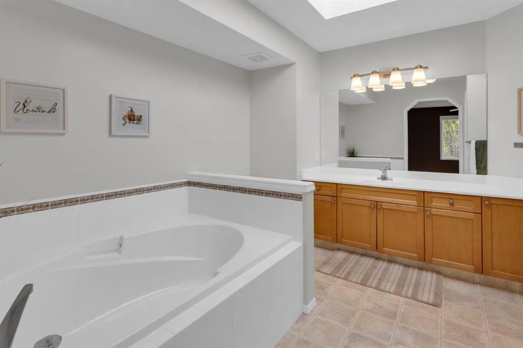 26 Springbank Rise SW