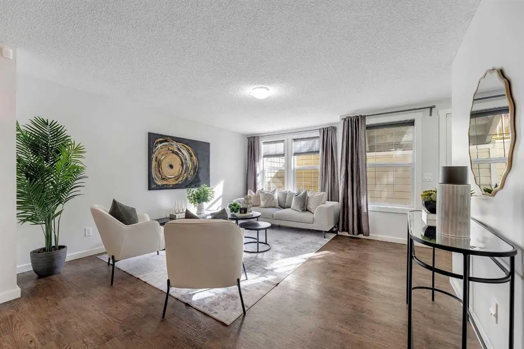 1013 Auburn Bay Circle SE