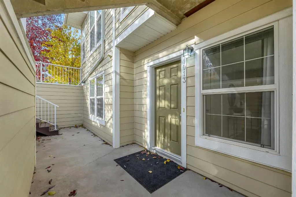 1013 Auburn Bay Circle SE