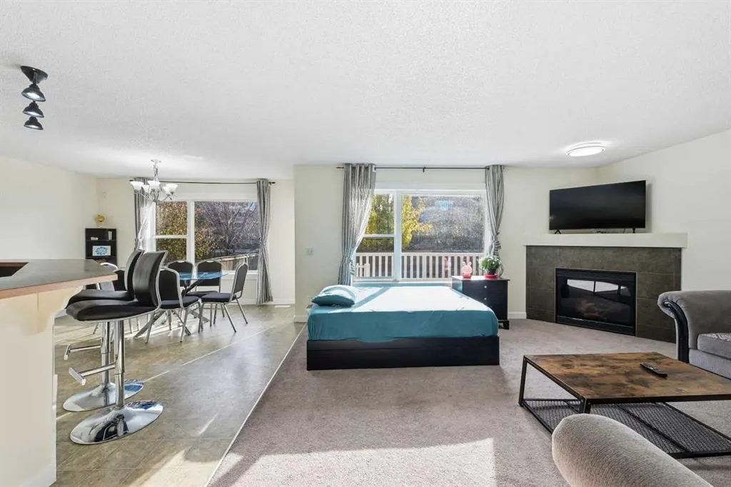 217 coopers Grove SW