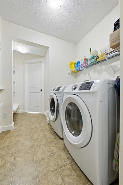 217 coopers Grove SW