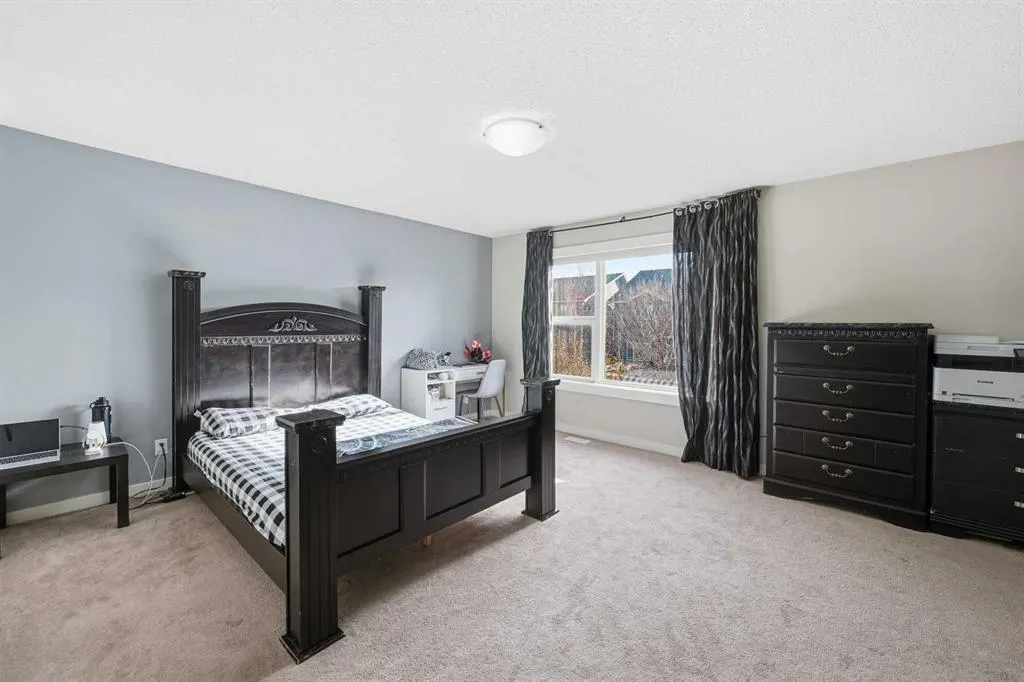 217 coopers Grove SW