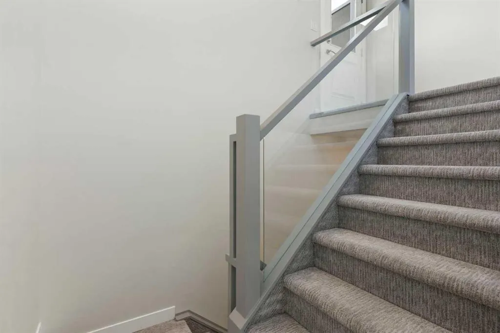 408 27 Avenue NE, #113