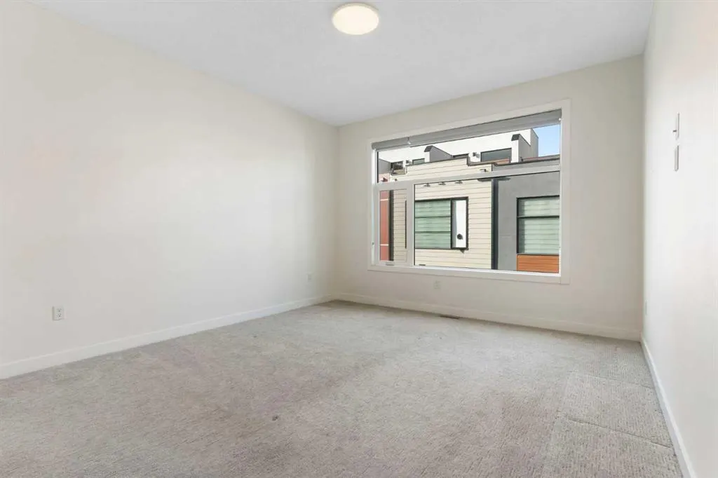 408 27 Avenue NE, #113