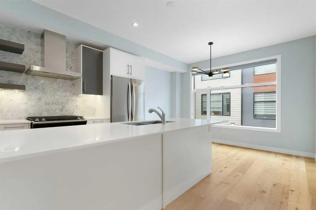 408 27 Avenue NE, #113