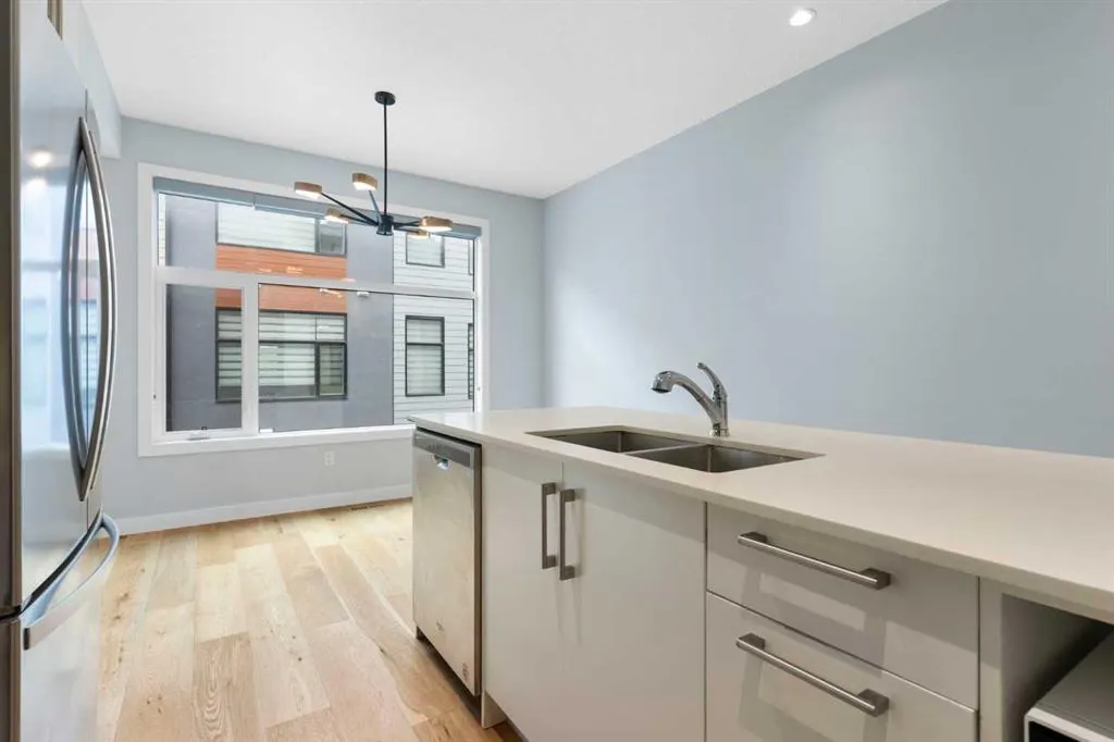 408 27 Avenue NE, #113