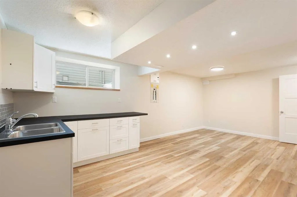 340 Tuscany Ridge Heights NW