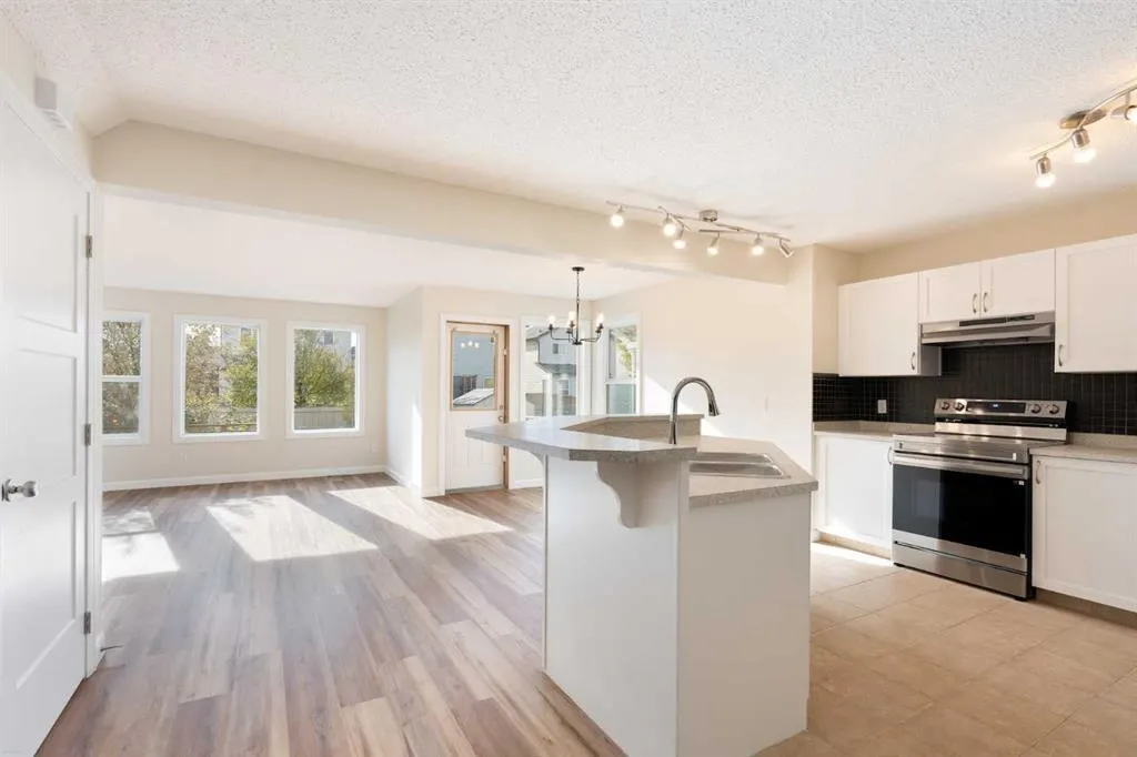 340 Tuscany Ridge Heights NW