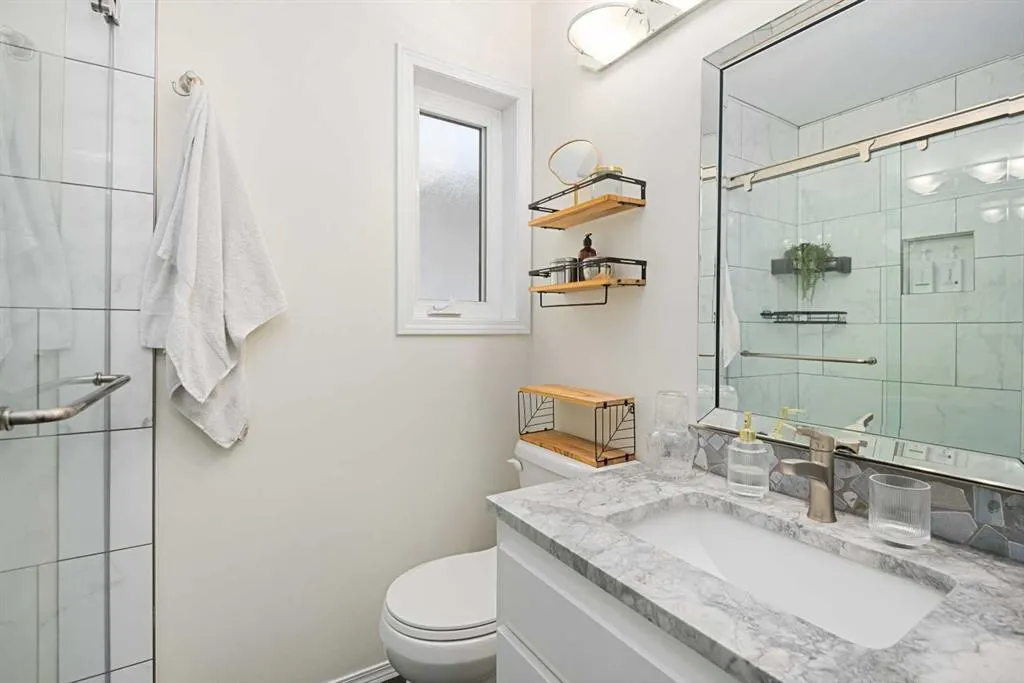 95 Macewan Meadow Way NW