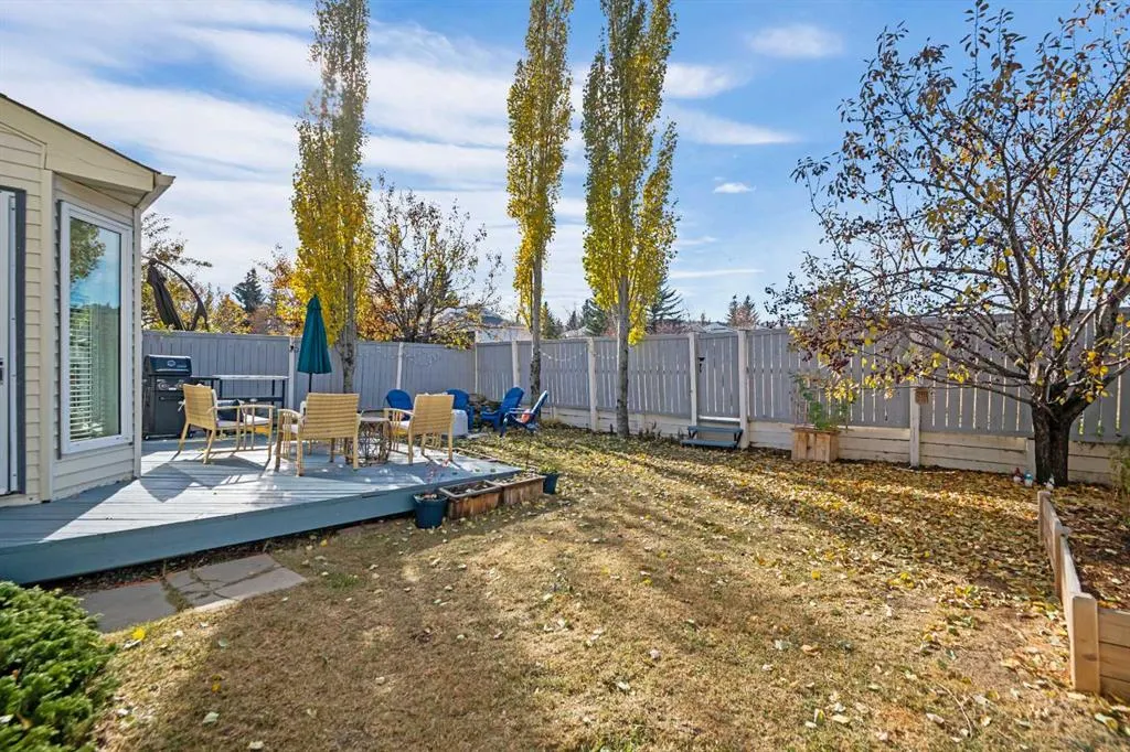 95 Macewan Meadow Way NW