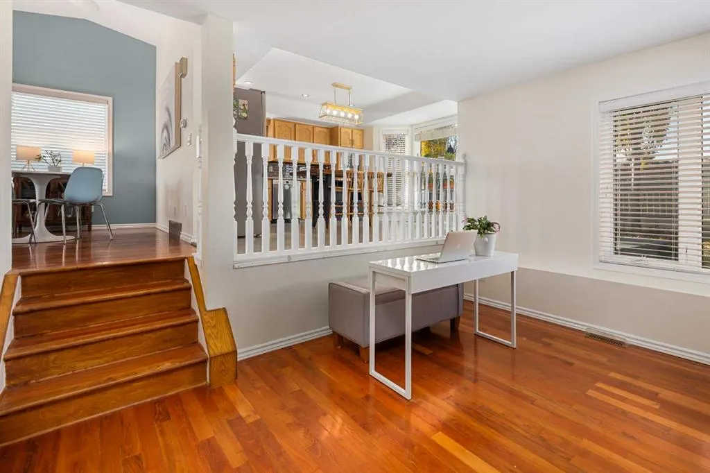 95 Macewan Meadow Way NW