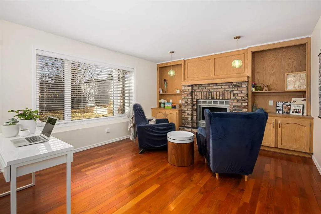 95 Macewan Meadow Way NW