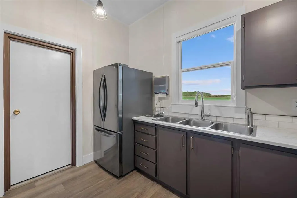 281029 Range Road 42