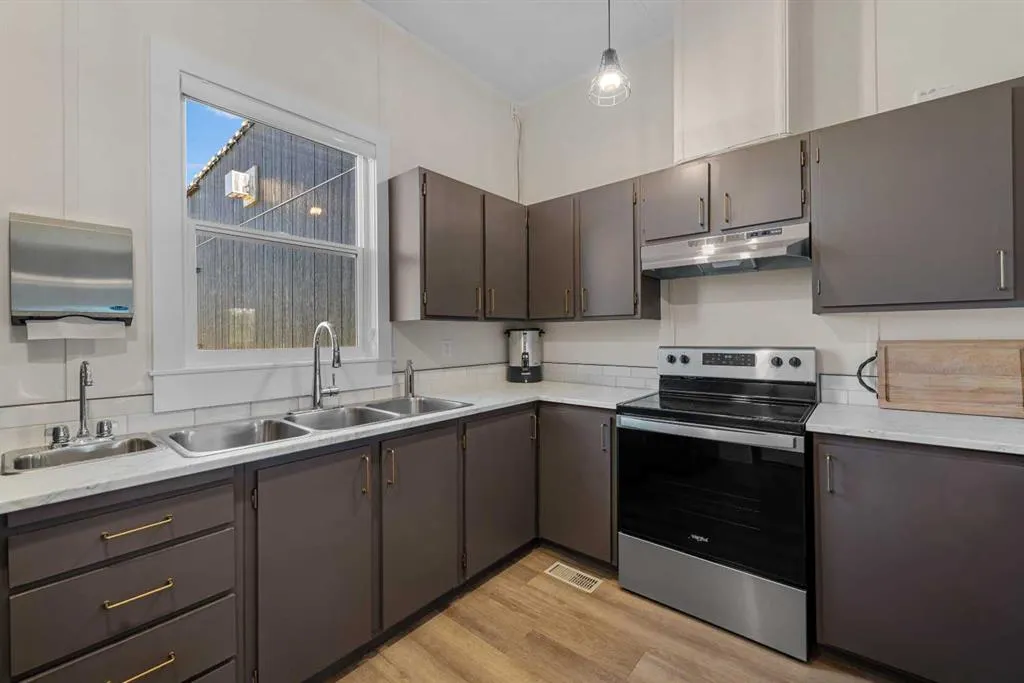 281029 Range Road 42