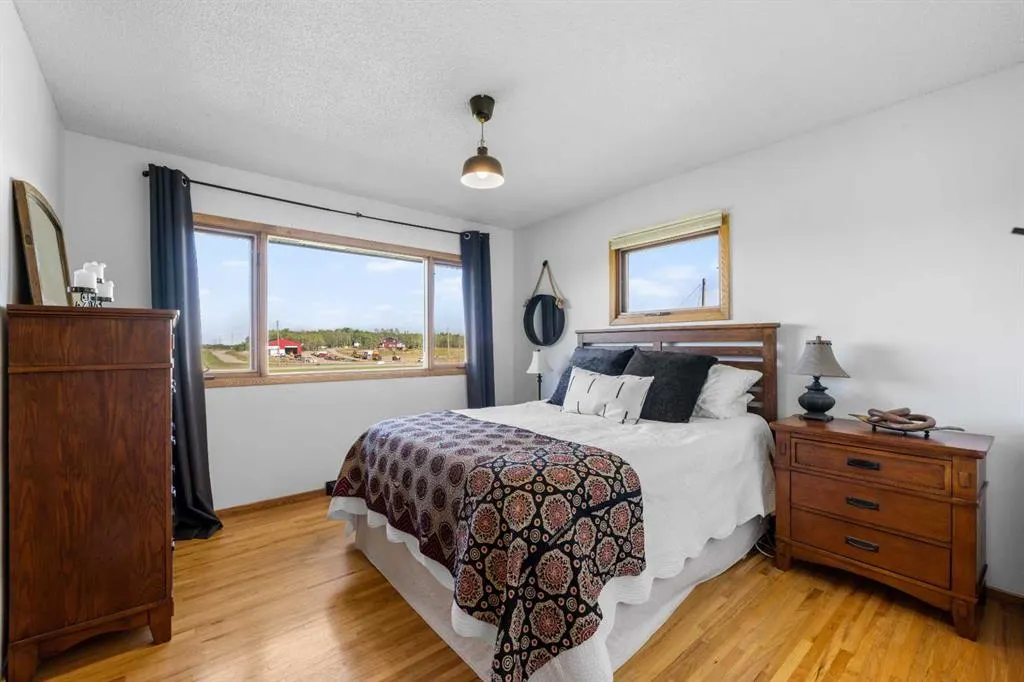 281029 Range Road 42