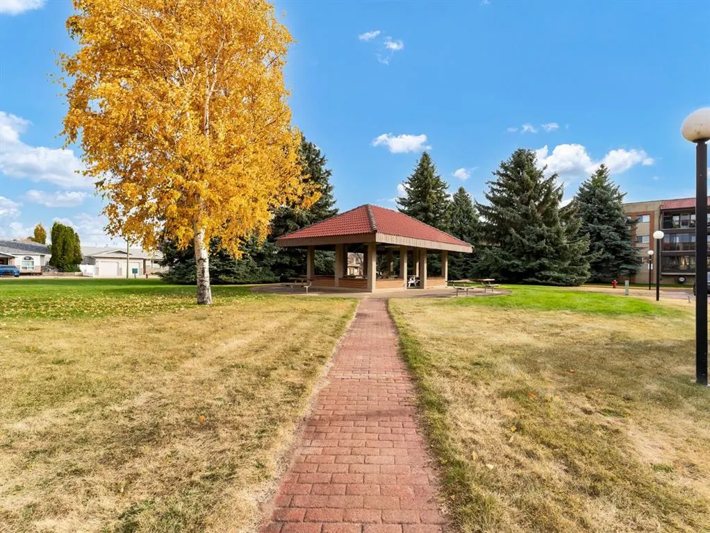 3090 15 Avenue SE, #107