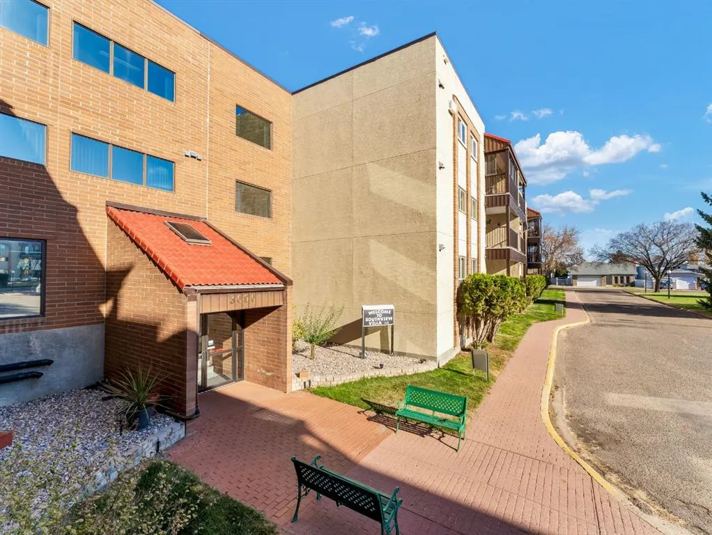 3090 15 Avenue SE, #107