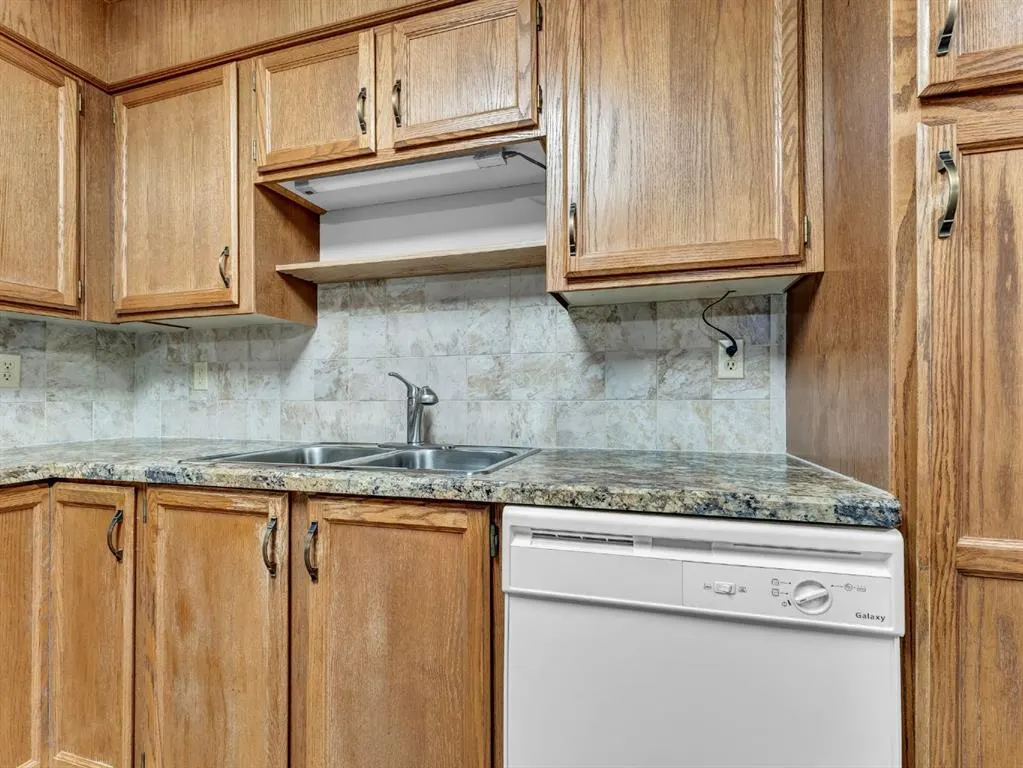 3090 15 Avenue SE, #107