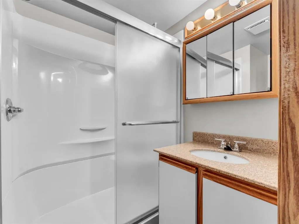 3090 15 Avenue SE, #107