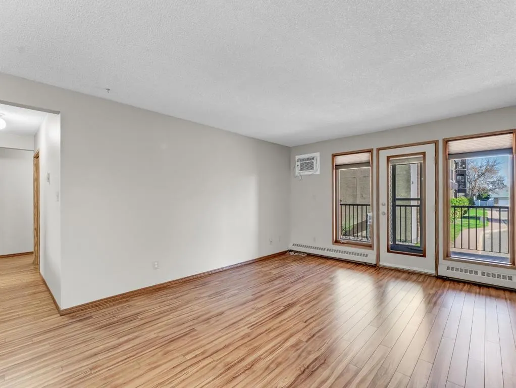 3090 15 Avenue SE, #107