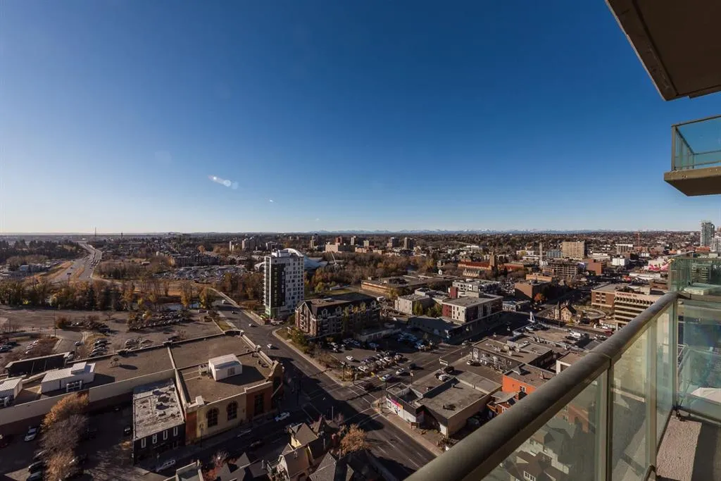 210 15 Avenue SE, #2008